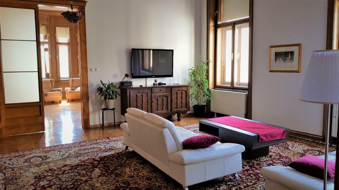 Luxury Apartment In The Heart Of Varaždin Eksteriør billede