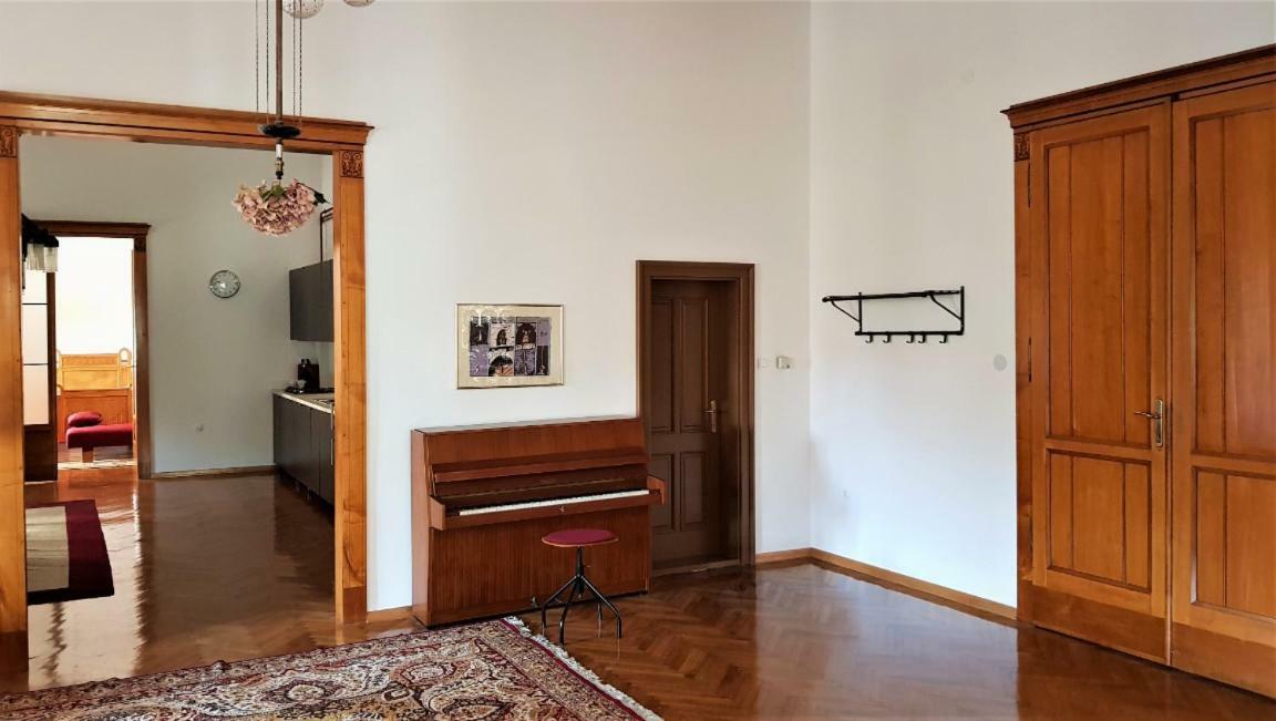 Luxury Apartment In The Heart Of Varaždin Eksteriør billede
